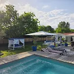 La Parenthese Du Las, Maison D'hotes, Piscine Et Spa, Entre Bordeaux Et Cap Ferret 4*