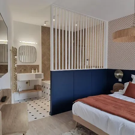 לינה וארוחת בוקר La Parenthese Du Las, Maison D'hotes, Piscine Et Spa, Entre Bordeaux Et Cap Ferret