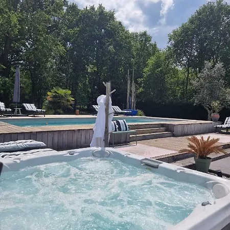 La Parenthese Du Las, Maison D'hotes, Piscine Et Spa, Entre Bordeaux Et Cap Ferret לינה וארוחת בוקר