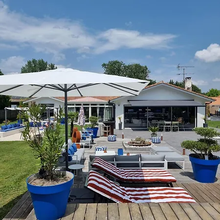 לינה וארוחת בוקר La Parenthese Du Las, Maison D'hotes, Piscine Et Spa, Entre Bordeaux Et Cap Ferret 4*