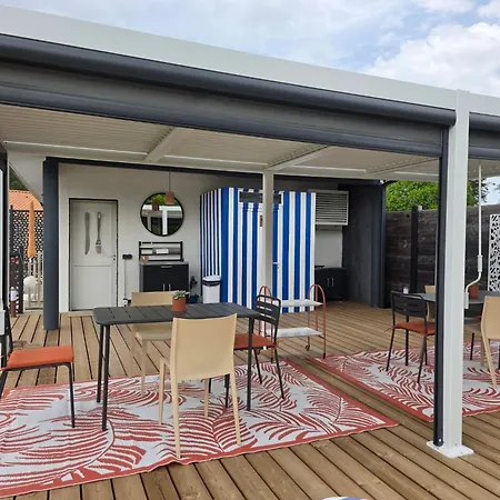 לינה וארוחת בוקר La Parenthese Du Las, Maison D'hotes, Piscine Et Spa, Entre Bordeaux Et Cap Ferret סן-ז'אן-ד'אילה